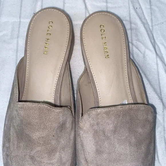 Cole Haan Women's Tan Suede Mules, Cole Haan
Women's Piper Mules size‎ 8B - Picture 3 of 12